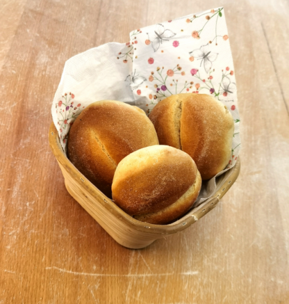 Milchbrötchen